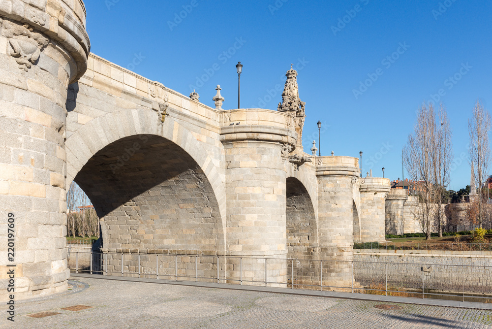 Toledo Bridge over Manzanares river, Madrid, Spain