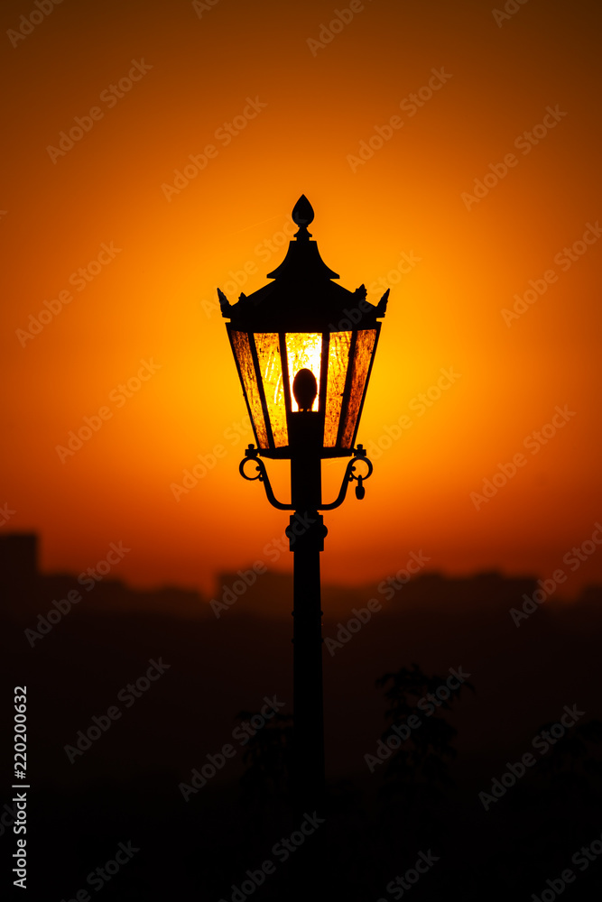 The dawn sun shining through the lantern