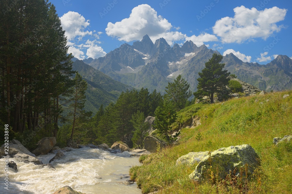 Obraz premium Caucasus in summer