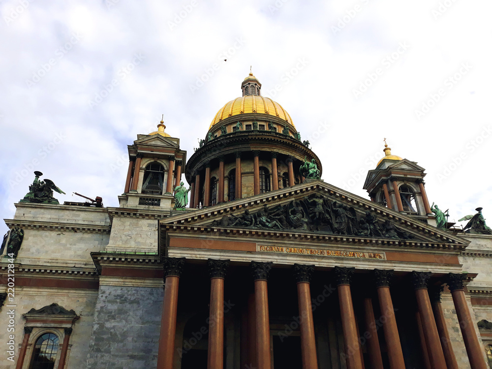 Saint Petersburg, Russia - August 4, 2018: Saint Isaac's Cathedral or Isaakievskiy Sobor, the largest Russian Orthodox cathedral in Saint Petersburg Saint Petersburg, Russia - August 4, 2018: Saint Isaac's Cathedral or Isaakievskiy Sobor, the largest Russian Orthodox cathedral in Saint Petersburg