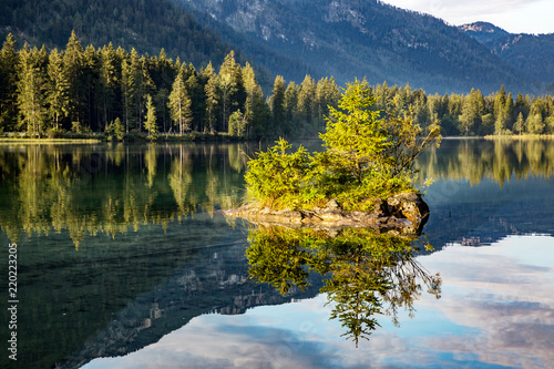 Lake Hintersee in the Bavarian Alps near Berchtesgaden © Edler von Rabenstein