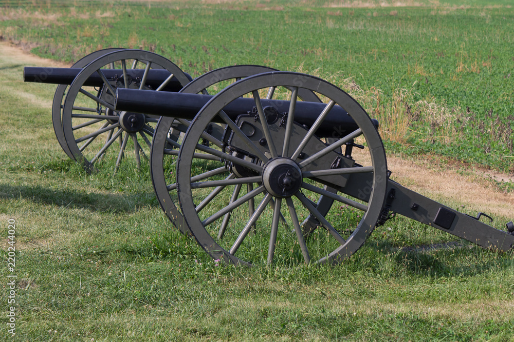 Two cannons sit at Gettysburg PA