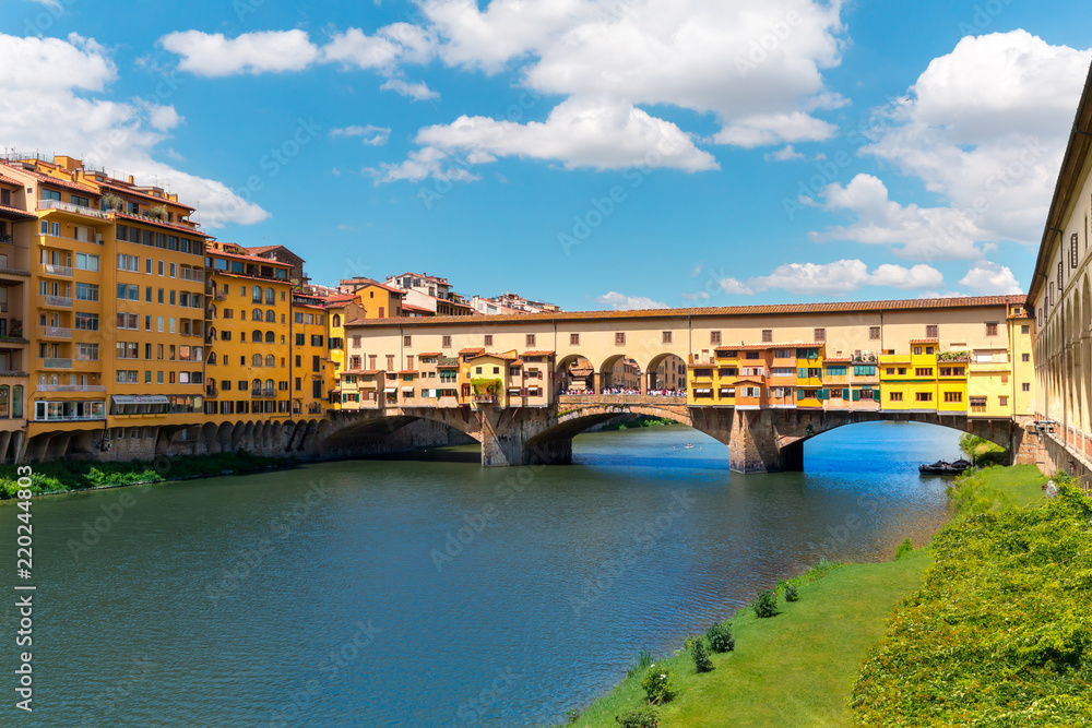 Ponte Vecchio famous bridge