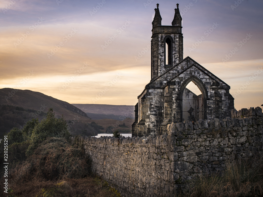Fototapeta premium Dunlewey Church sunset