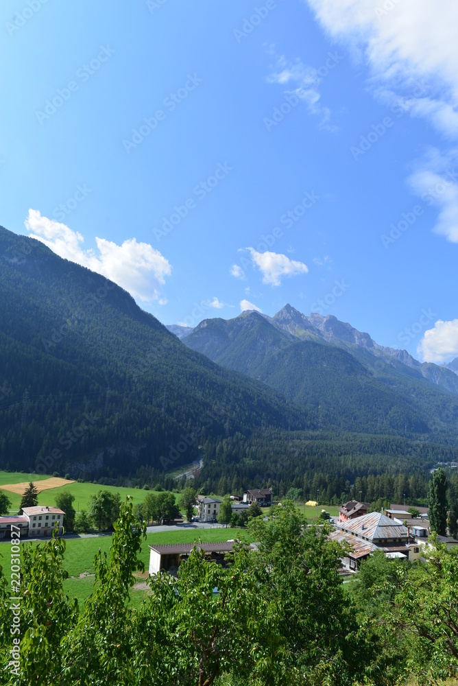 Val Sinestra im Unterangadin Kanton Grabünden 
