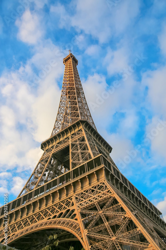 Eiffel tower on evening sky background © roundex