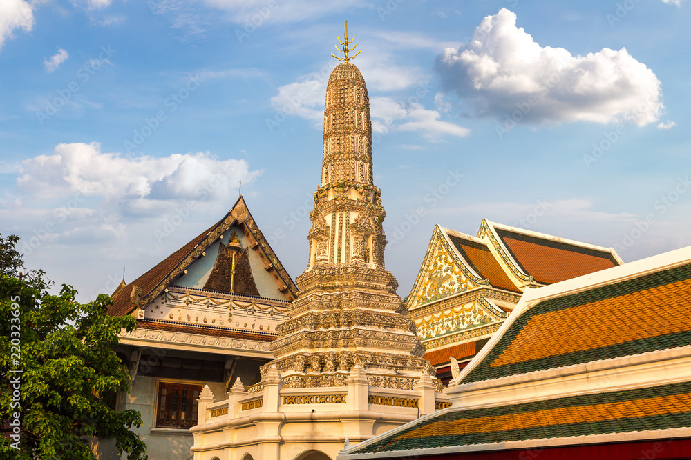 Wat Thepthidaram Worawihan temple in Bangkok