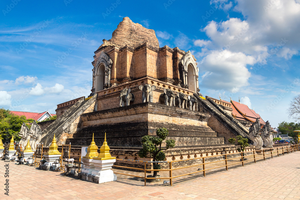 Wat Chedi Luang temple in Chiang Mai Wat Chedi Luang temple in Chiang Mai