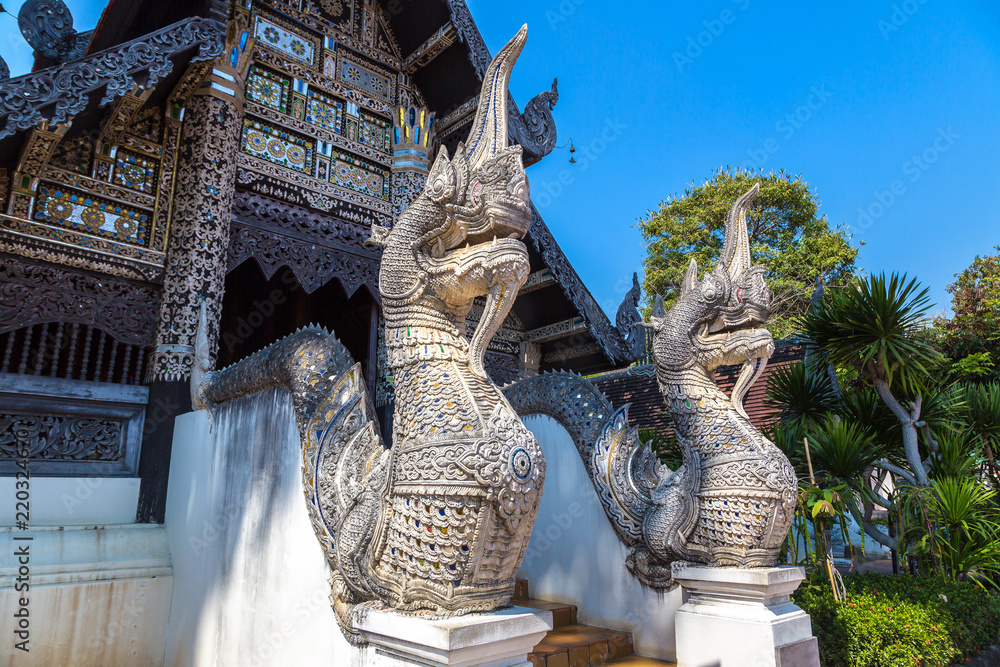 Fototapeta premium Buddhists temple in Chiang Mai