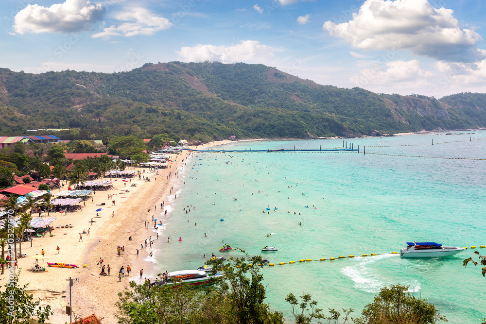 Fototapeta premium Koh Lan island, Thailand