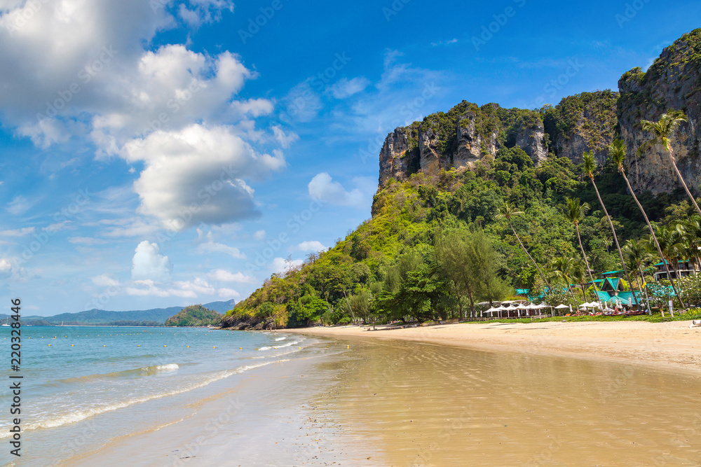 Fototapeta premium Ao Nang beach, Krabi, Thailand