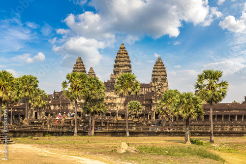 Angkor Wat temple in Cambodia © Sergii Figurnyi