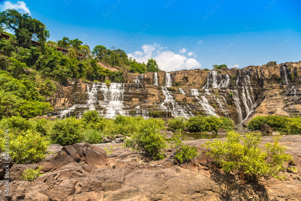 Fototapeta premium Pongour Waterfall, Vietnam