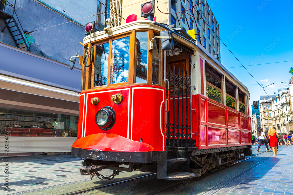 Fototapeta premium Retro tram in Istanbul,