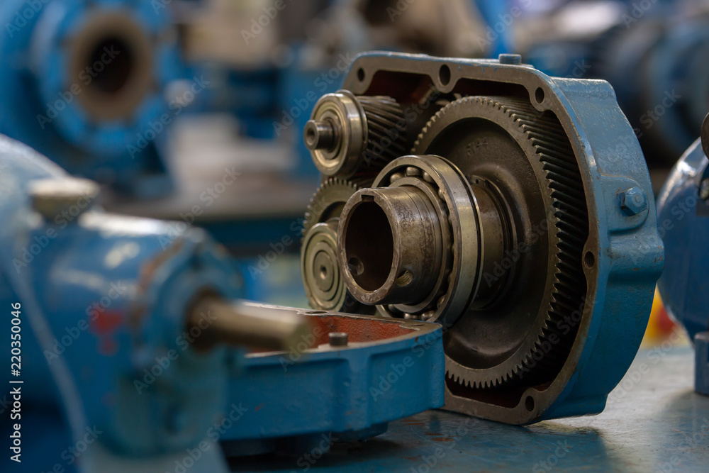 Fototapeta premium Essential Ball Bearings for Heavy Machinery: Ensuring Industrial Efficiency and Performance.