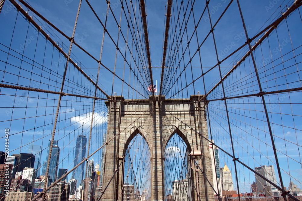 Fototapeta premium Brooklyn bridge and Manhattan