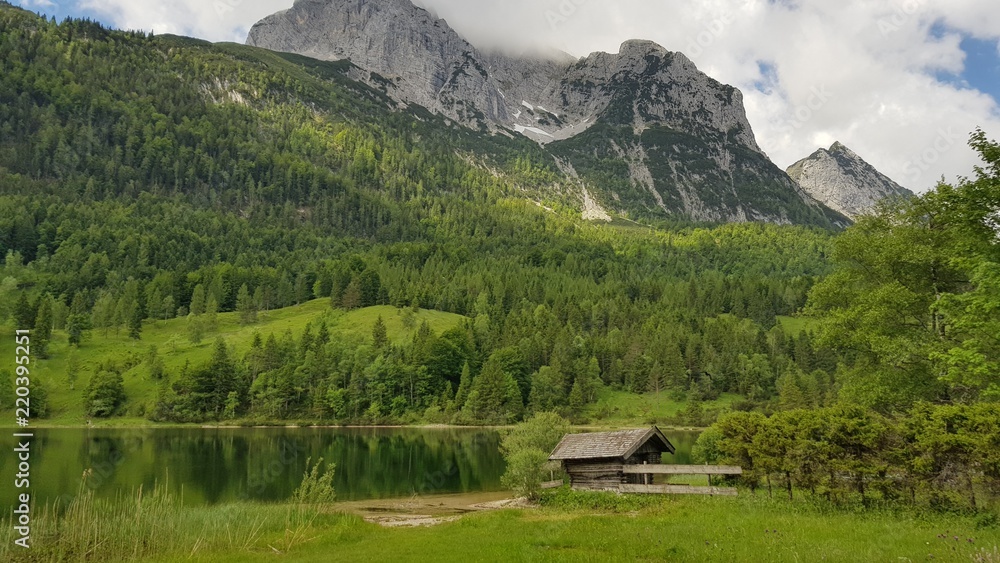 Fototapeta premium Wetterstein - Ferchensee