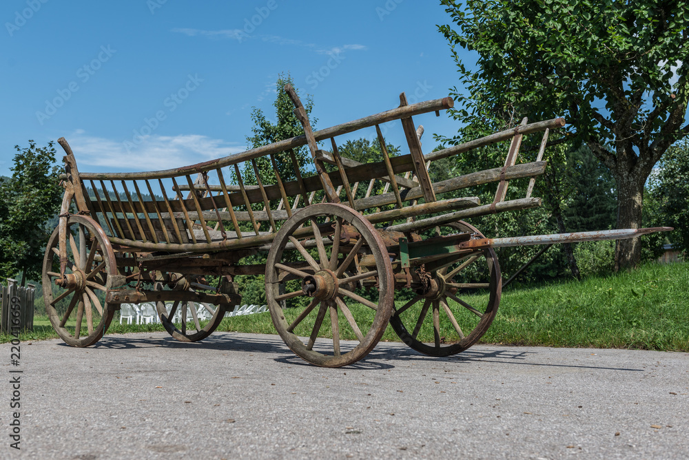 wagon old oldtimer wood wheels