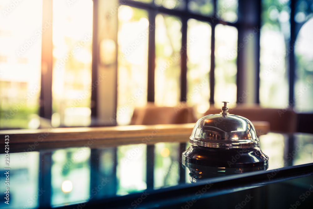 © U2M Brand - Restaurant bell vintage © U2M Brand - Restaurant bell vintage