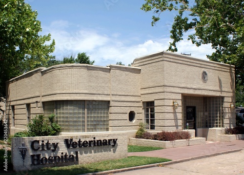Tulsa Art Deco  City Veterinary Hospital 