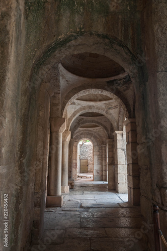 Церковь Святого Николая Чудотворца в Демре, внутренние коридоры храма