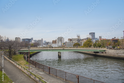 第二寝屋川にかかる新鴫野橋（大阪市中央区）