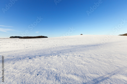 Snow drifts in winter © rsooll