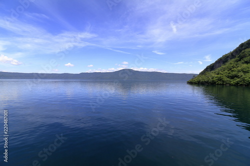 十和田湖と御鼻部山