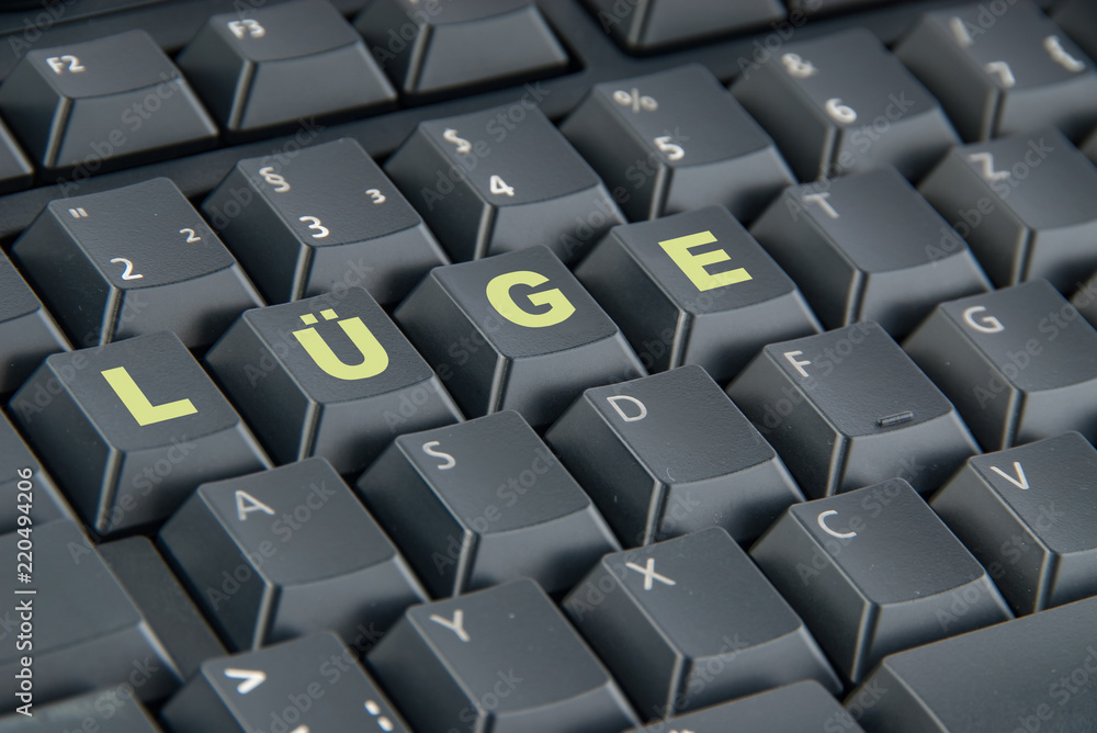 Hervorgehobener Schriftzug Lüge auf einer Eingabe Tastatur Hervorgehobener Schriftzug Lüge auf einer Eingabe Tastatur