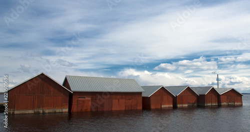 Hangars à bateaux à Kerimäki, Savonie, Finlande photo