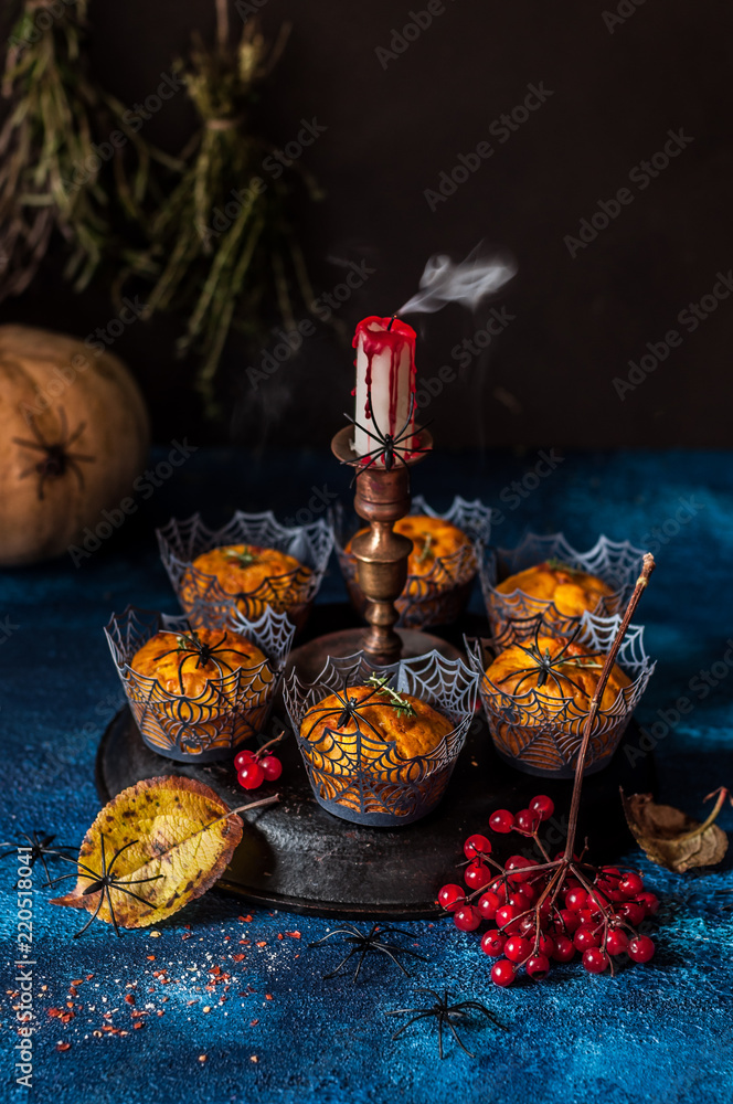 Halloween Pumpkin Muffins