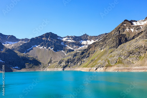 Alpine water reservoirs - Finstertalspeicher © Videografic