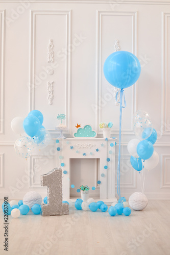 Birthday decorations ideas. First birthday. children birthday. A lot of balloons. 