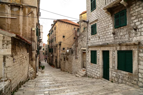 Obraz Wąskie uliczki Szybenika (Chorwacja)