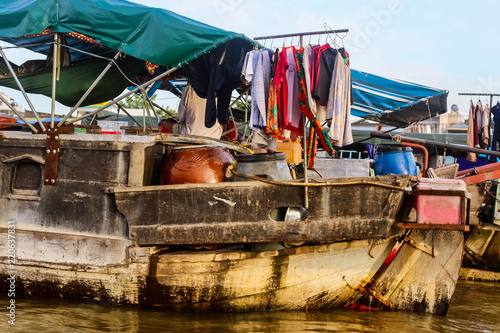 Asia Crowded Boat Docked Personal Belongings Houseboat River Dirty © hunterbliss