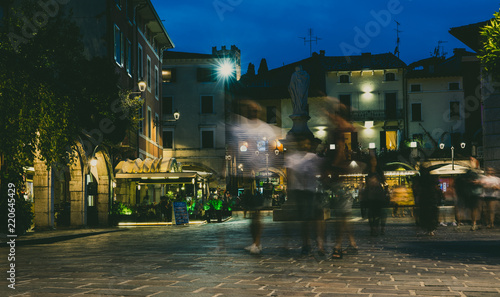Descenzano del Garda at night