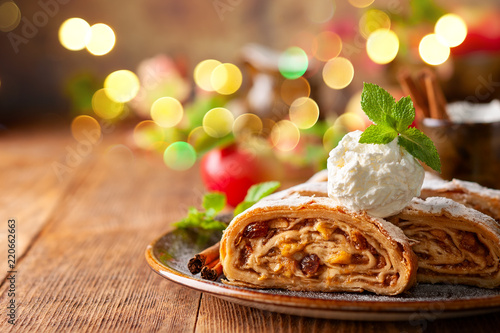 Tableau sur toile Apple strudel
