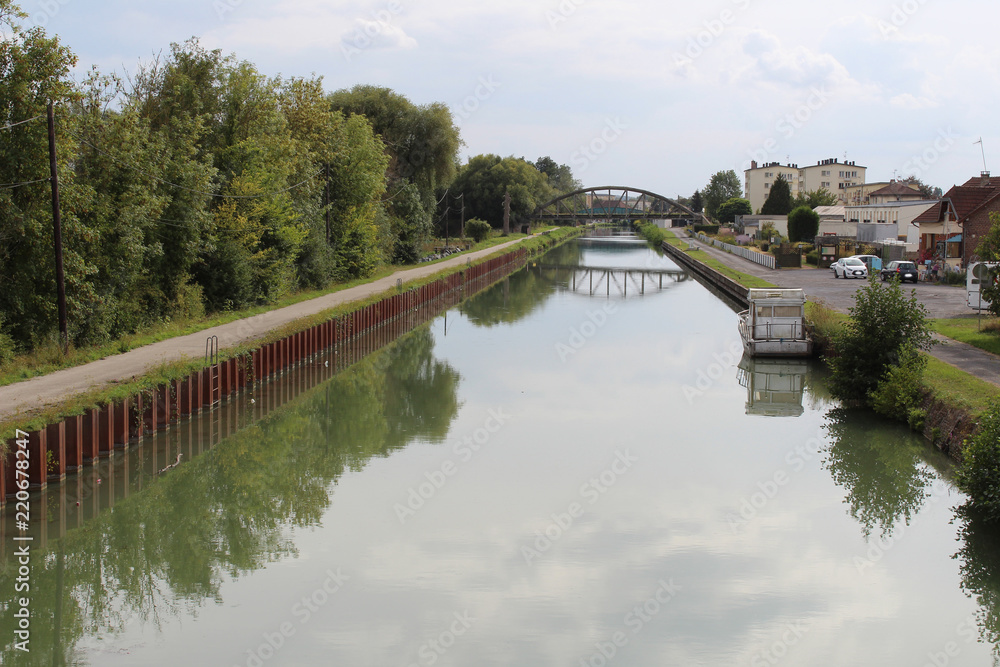 Fototapeta premium canal de Beautor 