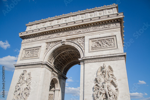 Arco de Triunfo de París © Nedrofly