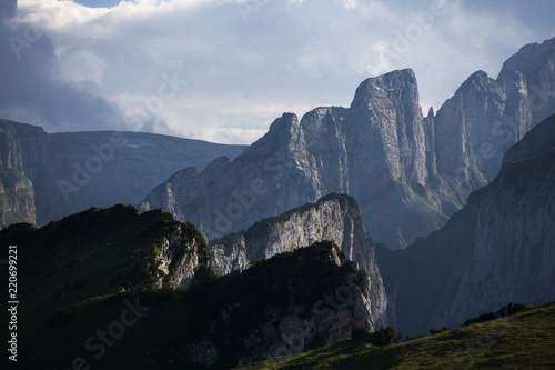 Blick zum Hundstein und Marwees im Alpstein