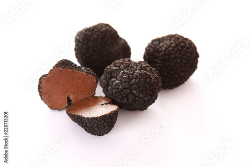 preparing fresh black truffles