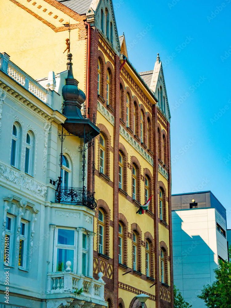 Obraz premium Historic architecture on a sunny day in Debrecen, Hungary