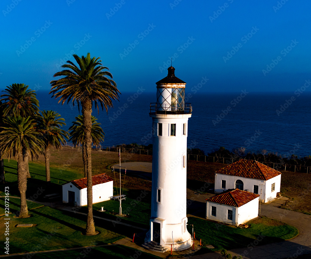 Point Vicente Lighthouse Southern California – High resolution photo of Pt Vicente Light on a windy day in Southern California.  Beautiful high-resolution photos of the Pacific Ocean and light