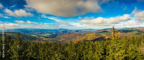 Jesienna panorama Beskidów