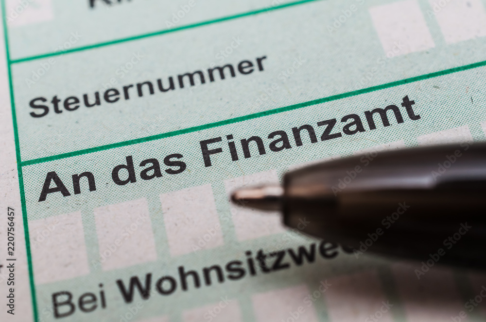 Obraz premium Finanzamt Steuererklärung 