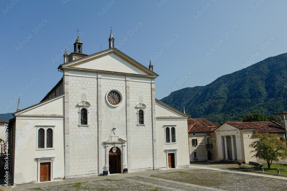 La concattedrale di San Pietro Apostolo è l'edificio di culto più importante della città di Feltre
La concattedrale di San Pietro Apostolo è l'edificio di culto più importante della città di Feltre