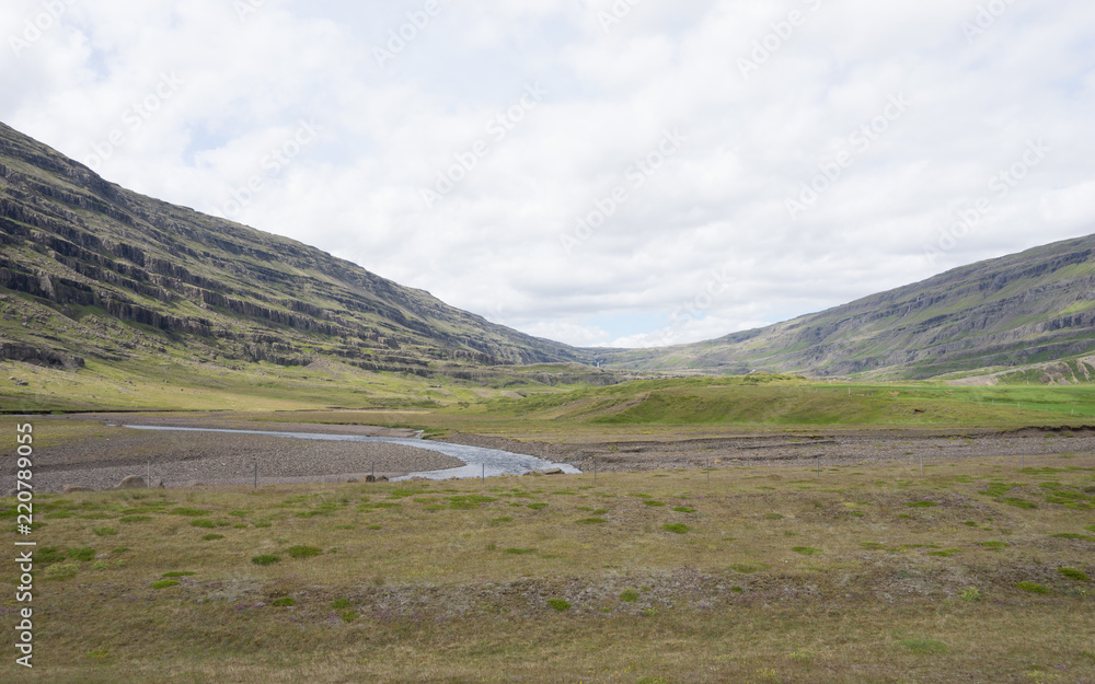 Landschaft in den Ostfjorden – Island Landschaft in den Ostfjorden – Island