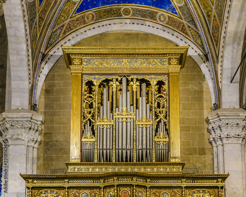 Pipe Organ Italian Church