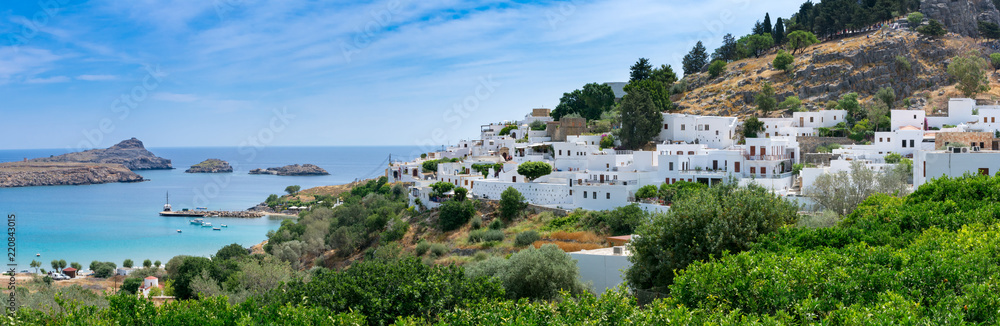 Obraz premium Panoramic view of Lindos, Rhodes Island, Greece