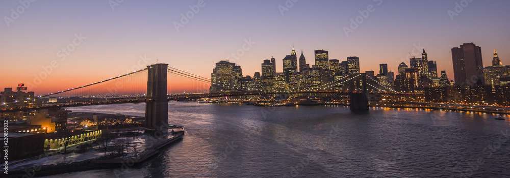 New York - Brooklyn Bridge and Lower Manhattan - obrazy, fototapety, plakaty 